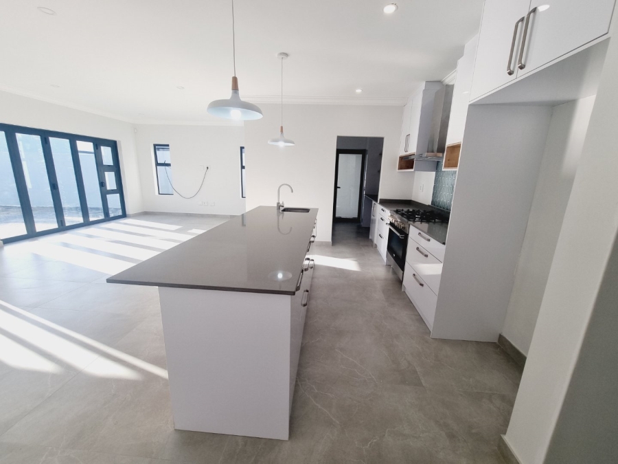 3 Bedroom Property for Sale in Sandown Western Cape